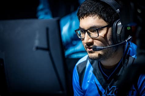 @LiquipediaRL .